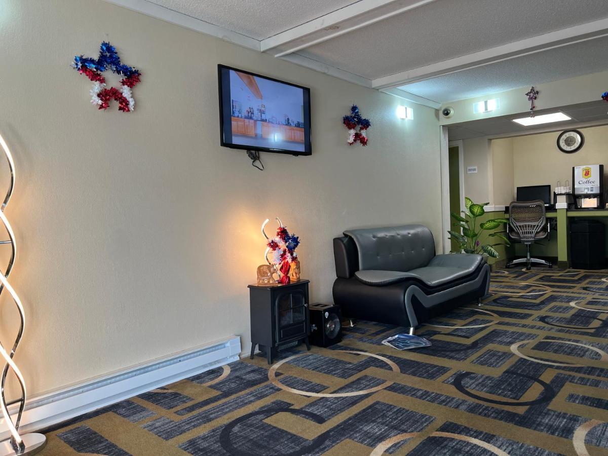 ซูเปอร์ 8 บาย วินด์แฮม บันกอร์ Hotel บังกอร์ ภายนอก รูปภาพ