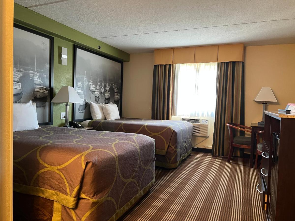 ซูเปอร์ 8 บาย วินด์แฮม บันกอร์ Hotel บังกอร์ ภายนอก รูปภาพ